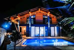 Дом 300м², 2-этажный, участок 15 сот.  