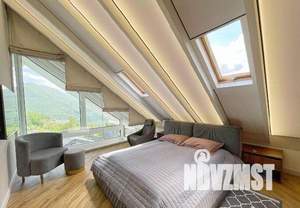 Дом 180м², 2-этажный, участок 10 сот.  