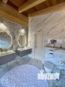 Коттедж 280м², 2-этажный, участок 6 сот.  
