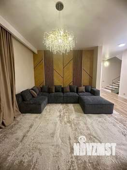 Коттедж 280м², 2-этажный, участок 6 сот.  