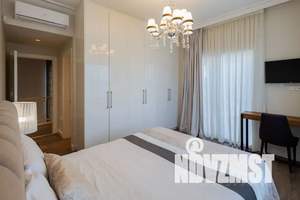 Дом 160м², 2-этажный, участок 5 сот.  