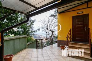 Дом 151м², 3-этажный, участок 2 сот.  