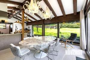 Дом 400м², 2-этажный, участок 15 сот.  