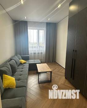 Дом 210м², 2-этажный, участок 6 сот.  