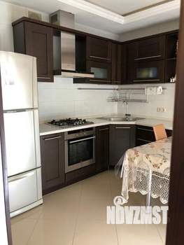 Дом 238м², 3-этажный, участок 5 сот.  