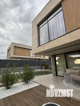 Дом 232м&sup2;, 2-этажный, участок 6 сот.  