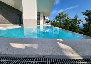 Дом 280м², 2-этажный, участок 8 сот.  