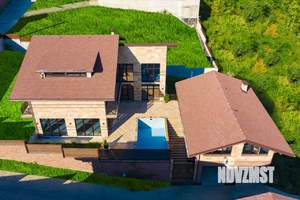 Дом 350м², 3-этажный, участок 10 сот.  