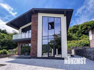 Дом 170м², 2-этажный, участок 3 сот.  