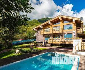 Коттедж 240м², 2-этажный, участок 3 сот.  