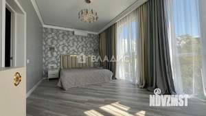 Дом 175м², 2-этажный, участок 3 сот.  