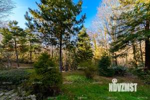 Коттедж 1500м², 3-этажный, участок 140 сот.  