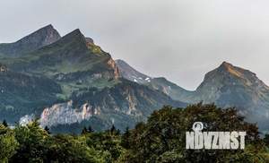 Коттедж 340м², 2-этажный, участок 6 сот.  