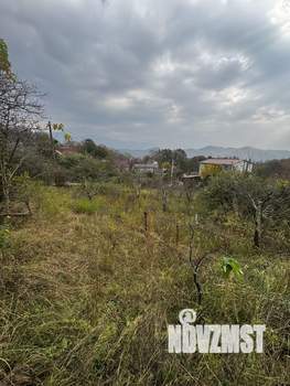 Дом 144м&sup2;, 3-этажный, участок 6 сот.  