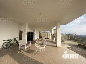 Дом 296м², 3-этажный, участок 6 сот.  