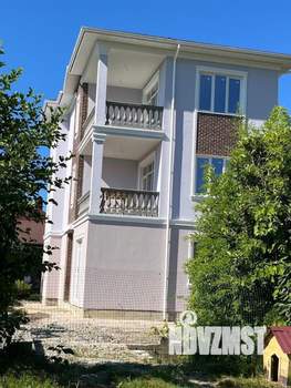 Дом 273м², 3-этажный, участок 5 сот.  