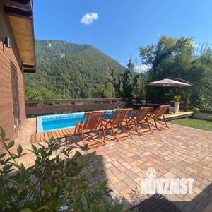 Дом 250м², 2-этажный, участок 10 сот.  