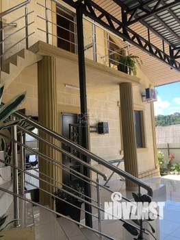 Дом 180м², 2-этажный, участок 7 сот.  