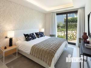 Дом 250м², 2-этажный, участок 6 сот.  