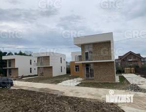 Коттедж 200м², 2-этажный, участок 5 сот.  
