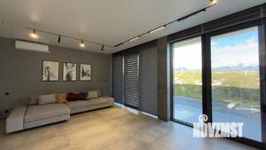 Дом 210м², 2-этажный, участок 6 сот.  