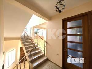 Дом 230м², 2-этажный, участок 8 сот.  