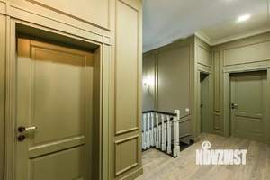 Дом 280м², 2-этажный, участок 12 сот.  