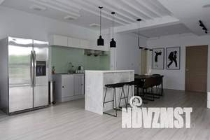 Дом 360м², 2-этажный, участок 8 сот.  