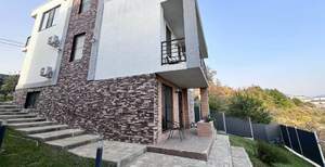 Дом 245м², 2-этажный, участок 4 сот.  