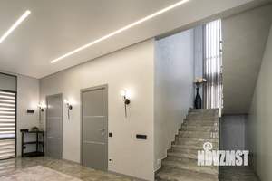 Дом 250м², 2-этажный, участок 6 сот.  