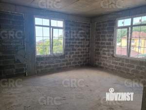 Дом 180м&sup2;, 2-этажный, участок 4 сот.  