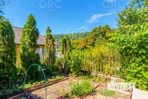 Дом 200м², 2-этажный, участок 10 сот.  