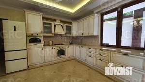 Коттедж 430м², 3-этажный, участок 15 сот.  
