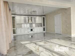 Дом 285м², 3-этажный, участок 8 сот.  