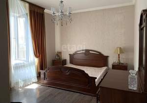 Дом 271м², 3-этажный, участок 6 сот.  