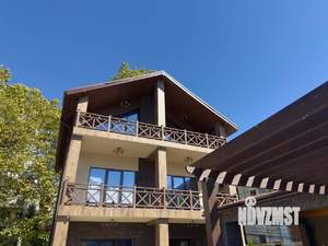 Дом 262м², 3-этажный, участок 5 сот.  