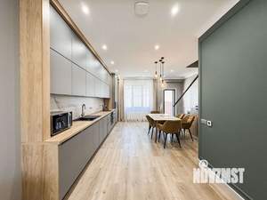 Таунхаус 120м², 2-этажный, участок 2 сот.  