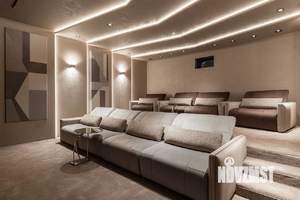 Коттедж 280м², 2-этажный, участок 12 сот.  