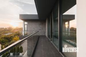 Дом 330м², 2-этажный, участок 6 сот.  