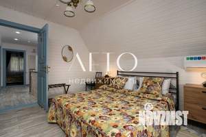 Коттедж 208м², 2-этажный, участок 10 сот.  