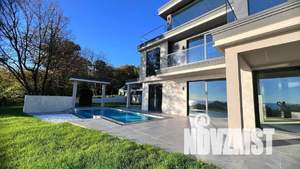 Дом 300м², 2-этажный, участок 7 сот.  