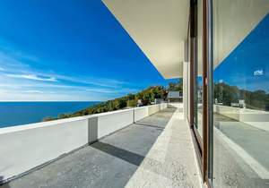 Дом 370м², 3-этажный, участок 8 сот.  