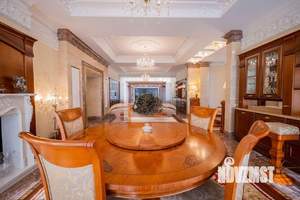 Дом 360м², 3-этажный, участок 14 сот.  
