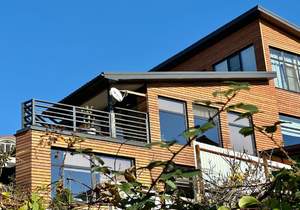 Дом 294м&sup2;, 3-этажный, участок 6 сот.  