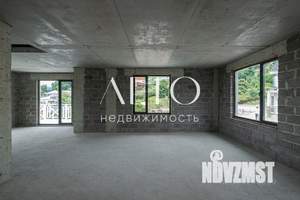 Дом 180м², 2-этажный, участок 5 сот.  