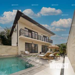 Дом 250м², 2-этажный, участок 7 сот.  