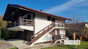 Дом 160м&sup2;, 2-этажный, участок 6 сот.  