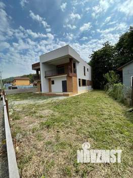 Коттедж 324м², 2-этажный, участок 6 сот.  