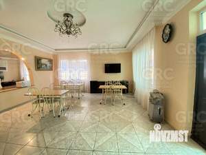 Дом 388м&sup2;, 3-этажный, участок 3 сот.  