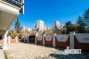 Дом 275м², 3-этажный, участок 5 сот.  